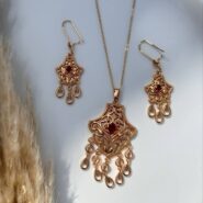نیم ست طرح طلا اشکی نگین قرمز