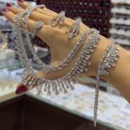 سرویس آبشاری نگین مربعی جواهری